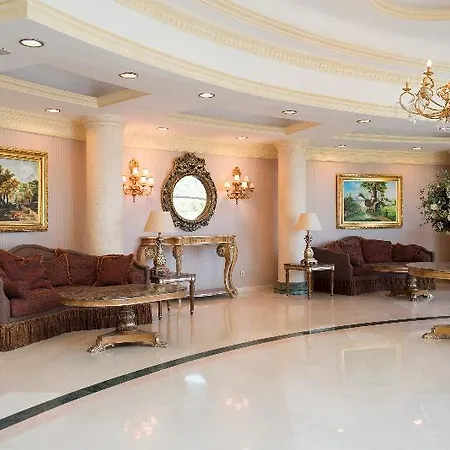 Alinn Boutique (adults Only) 사리게르메